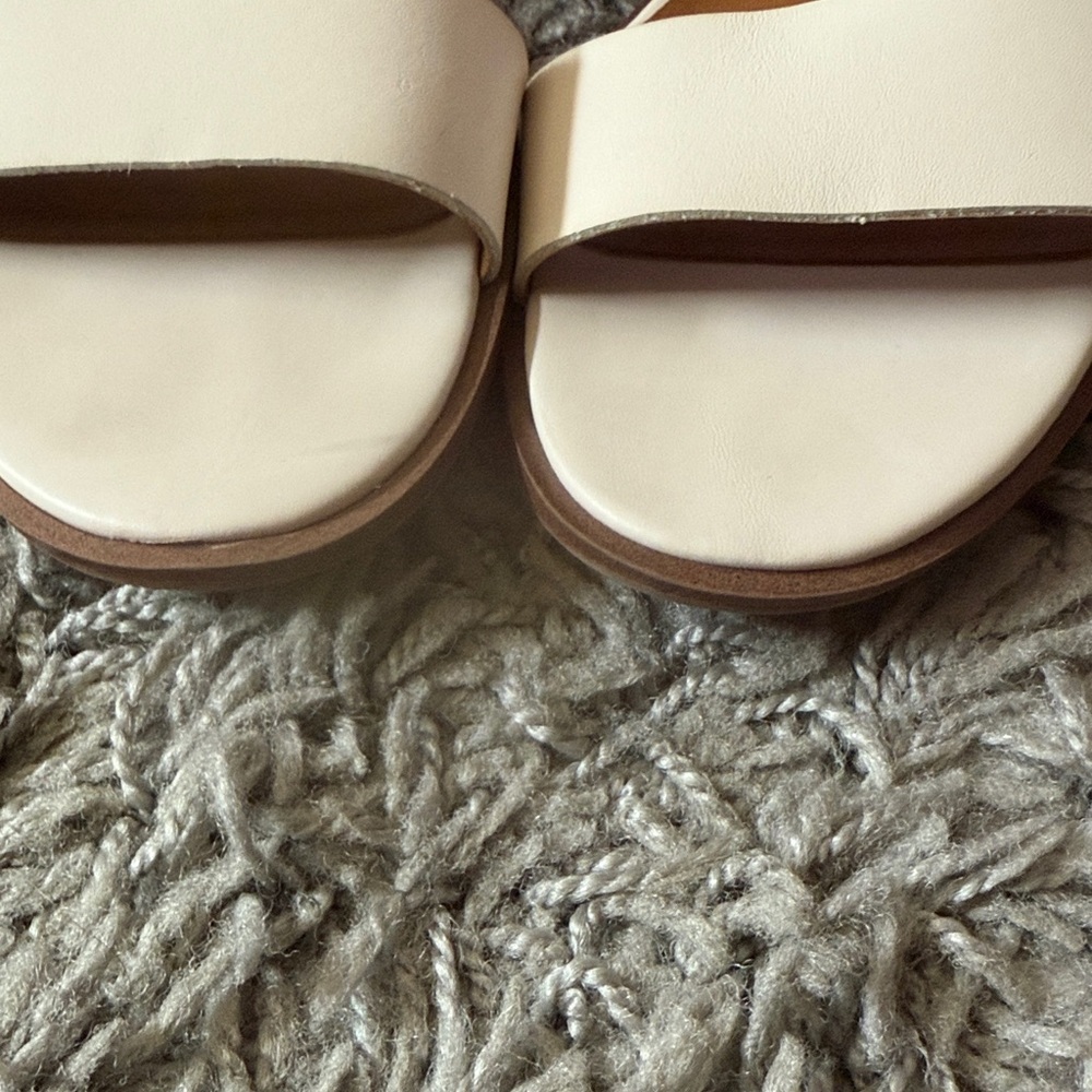 Used Franco Sarto Cream leather Sandals “Maura” is the name SZ 9.5 - Picture 4 of 6